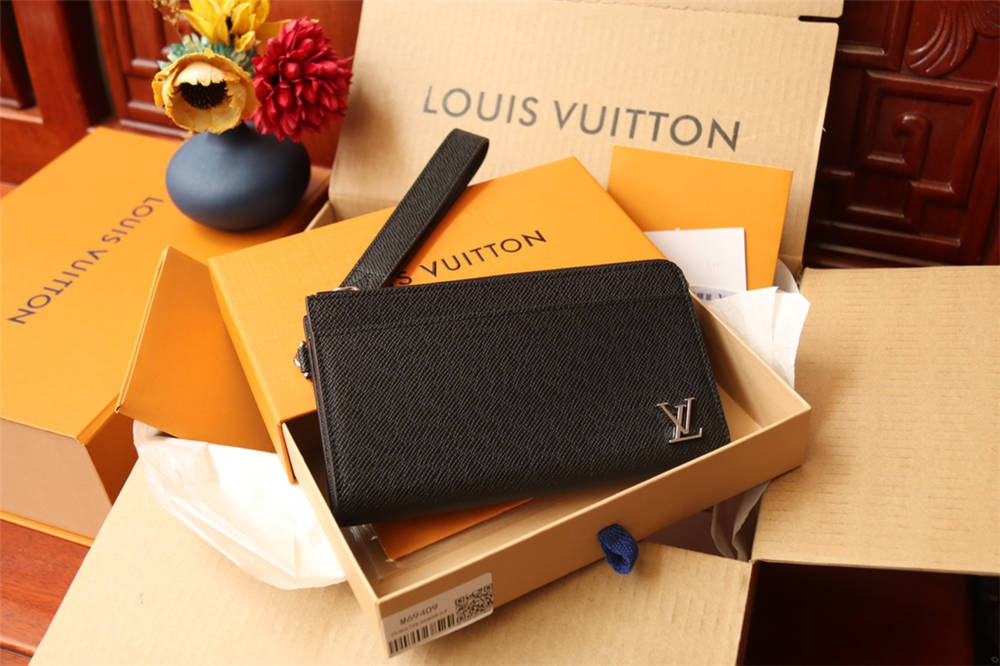 Louis Vuitton wallet M69409 Zippy Dragonne 2025 new 